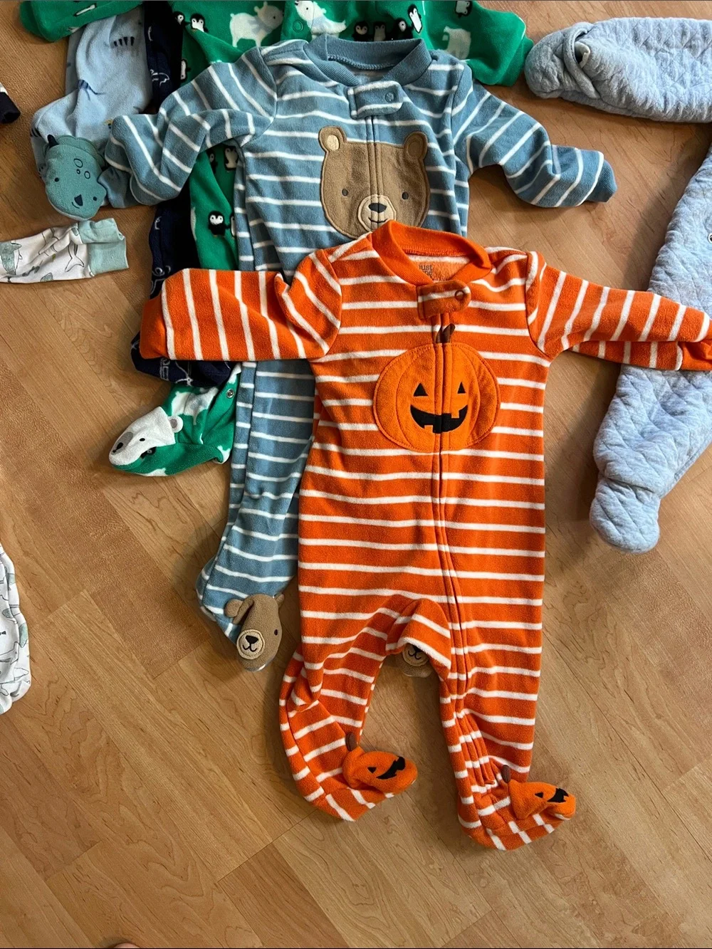 Lot of 9 Carters Sleep n Play Orange Pumpkin One-Piece Footed Pajamas Bunting 6M